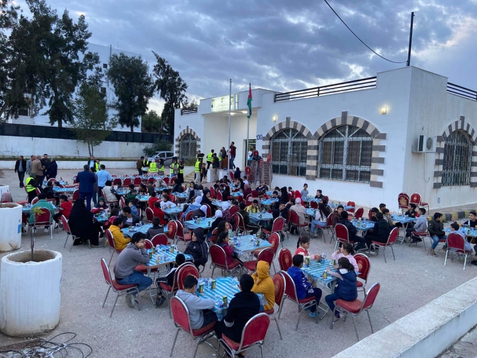 هيئة شباب كلنا الأردن في مادبا تقيم إفطاراً رمضانياً للأطفال ومتطوعي الهيئة