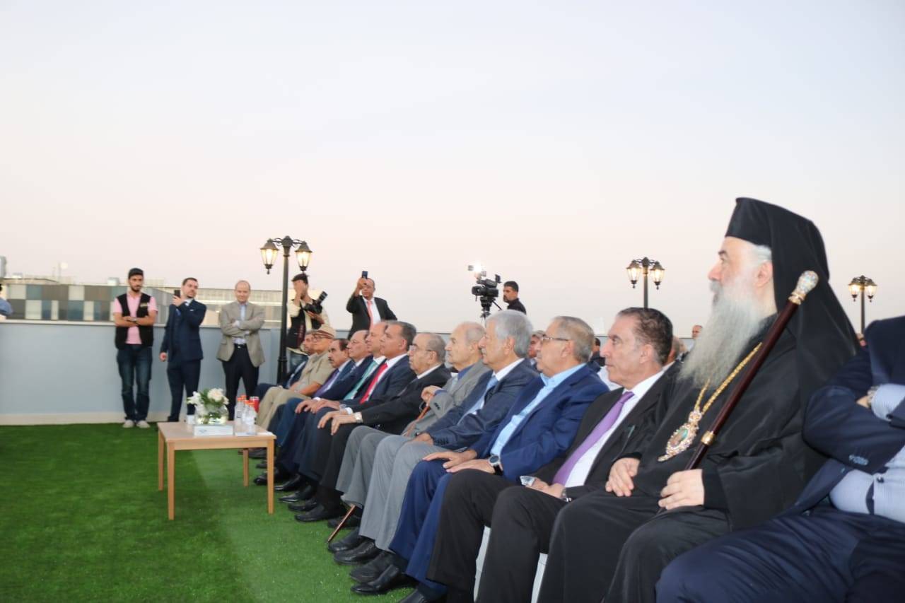 وزير الصحة يفتتح مستشفى عبدالهادي العام
