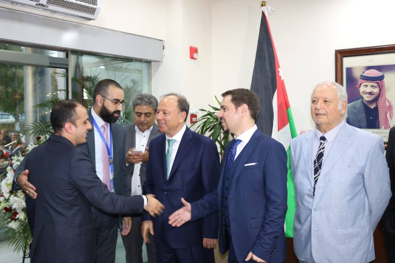 وزير الصحة يفتتح مستشفى عبدالهادي العام