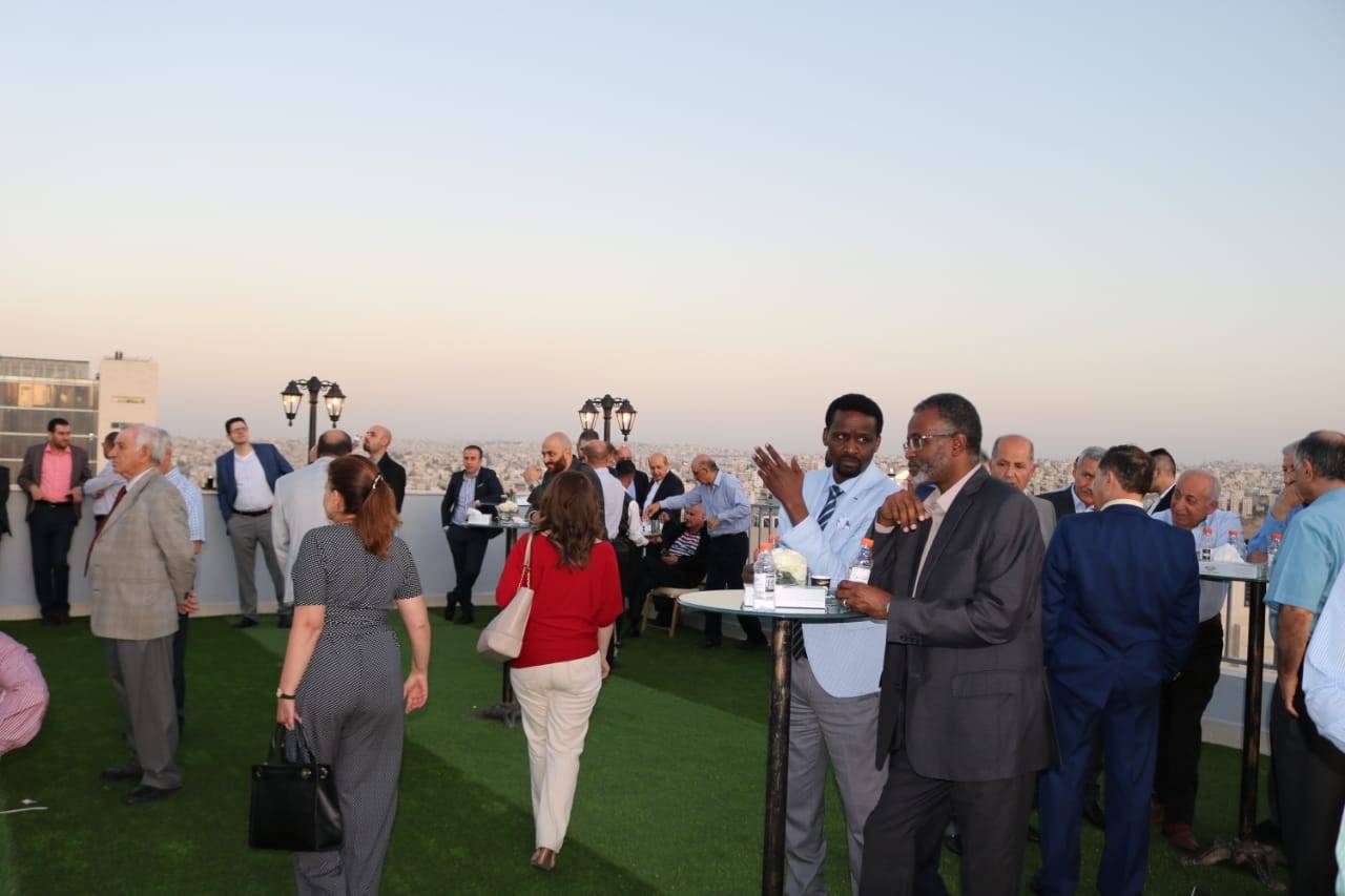 وزير الصحة يفتتح مستشفى عبدالهادي العام