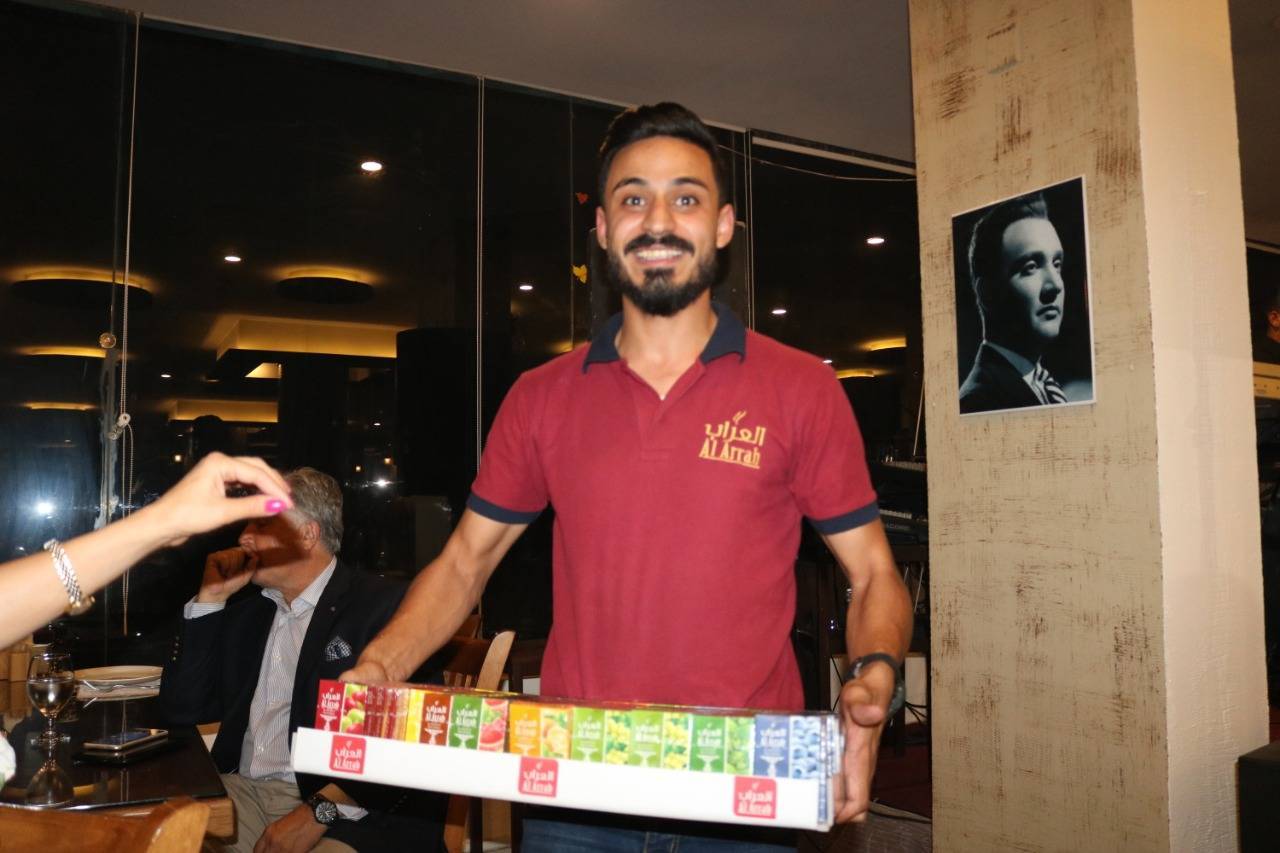 بالصور افتتاح انت عمري في الفحيص