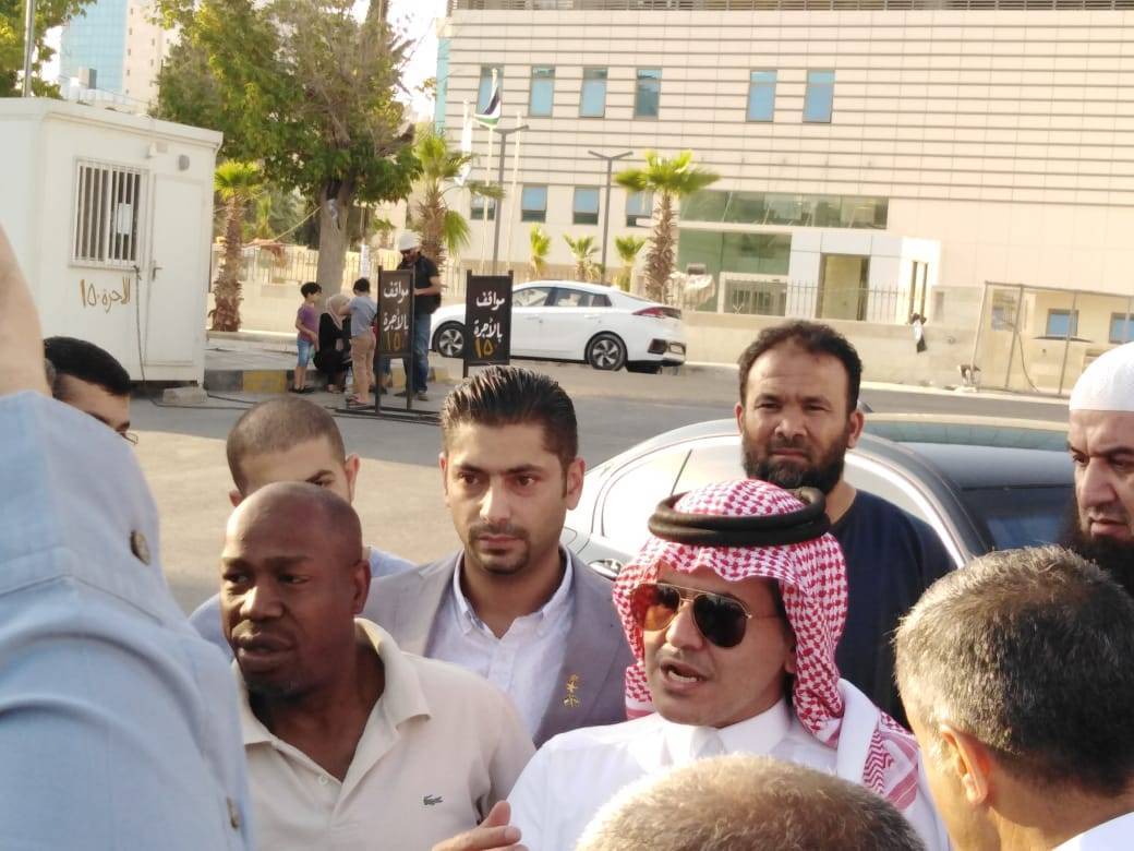 سفارة المملكة في الأردن تودع حجاج المركز السعودي لتدريب الكفيفيات وعددا من الأسر الأردنية.