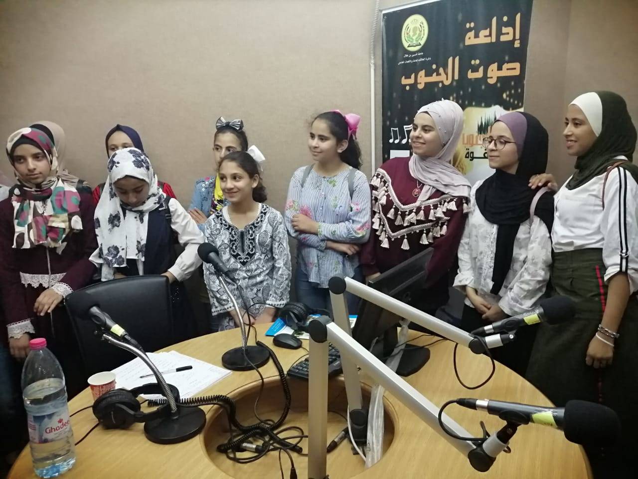 طالبات النادي الصيفي لمشروع مكاني في زيارة علمية لجامعة الحسين بن طلال