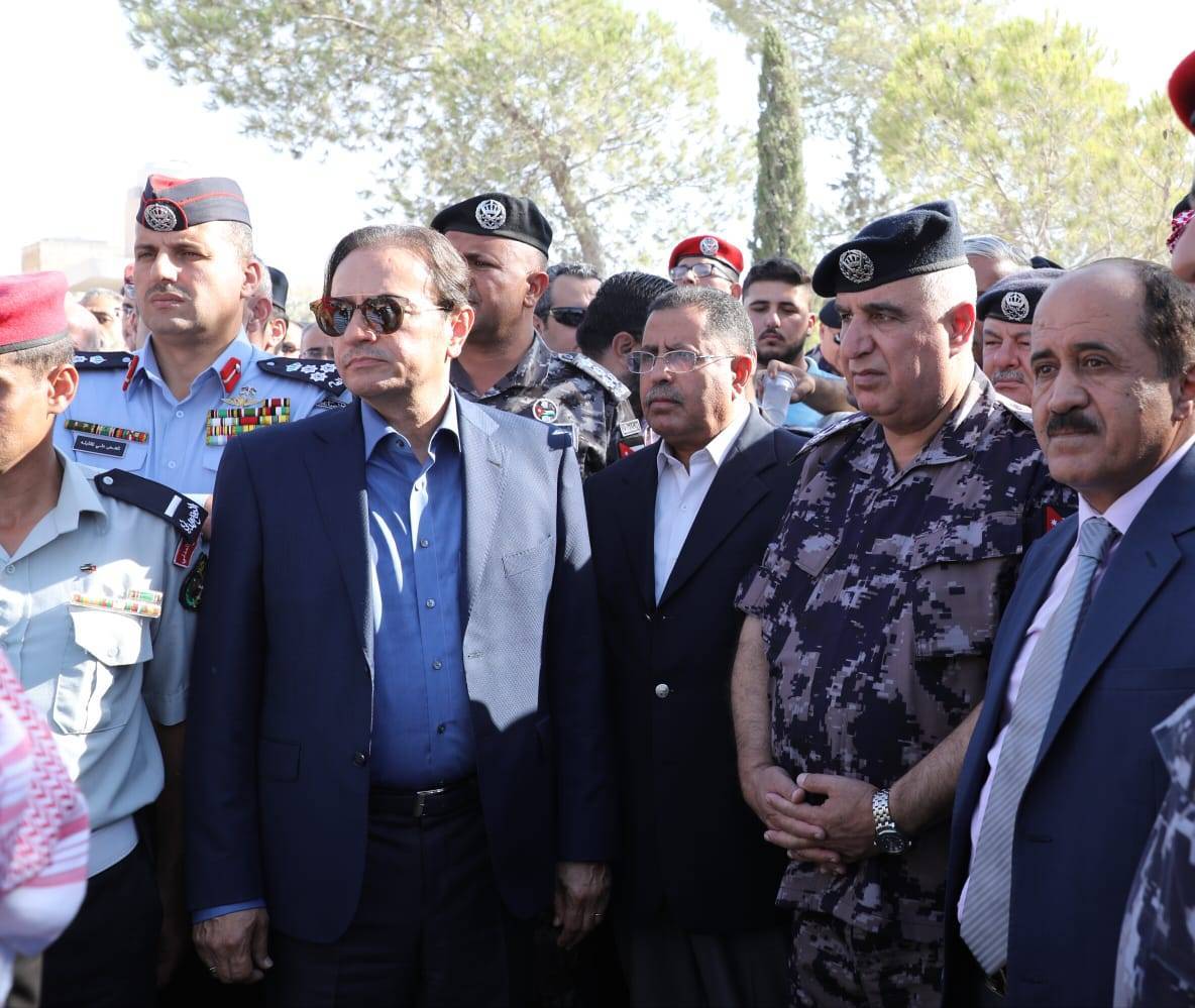 مندوباً عن جلالة الملك مدير عام الدفاع المدني يعزي بوفاة اللواء المتقاعد ذيب المعاني