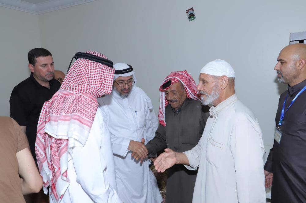 أبو البصل يتفقّد بعثتي حج القوات المسلحة والأمن العام