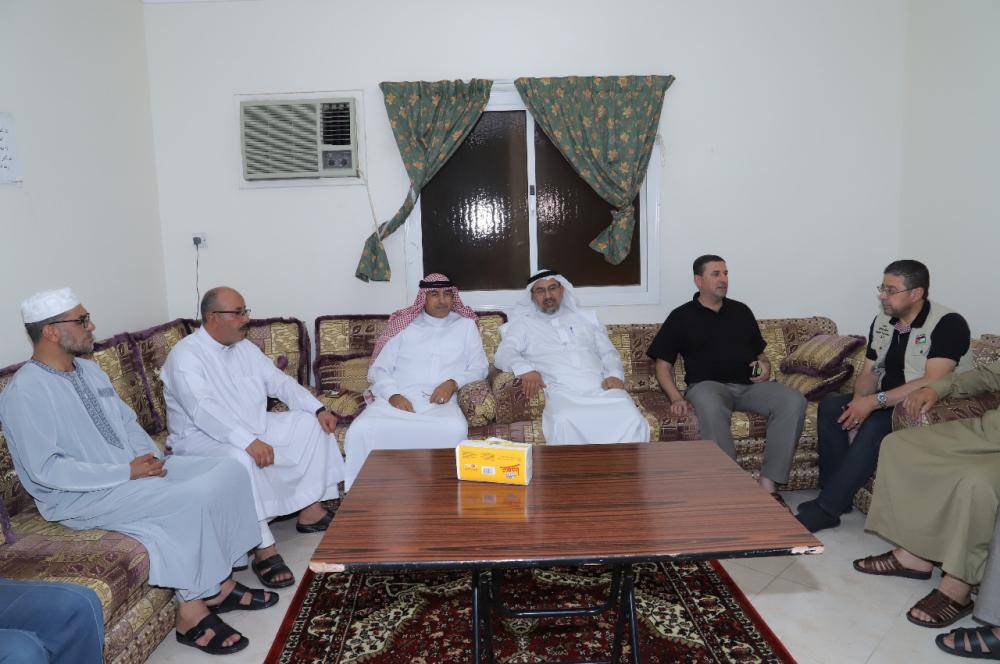أبو البصل يتفقّد بعثتي حج القوات المسلحة والأمن العام