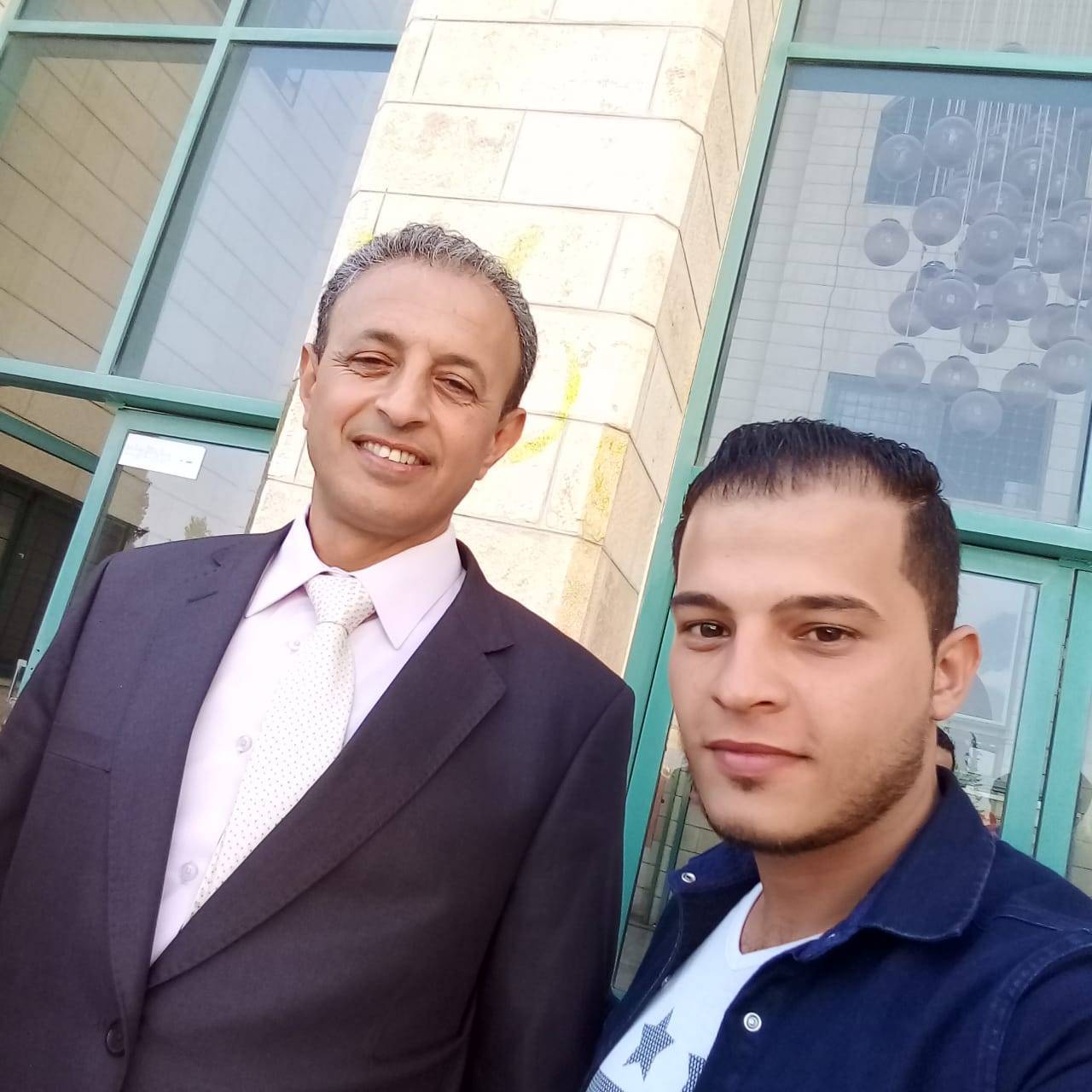 بالصور .. ادارة مستشفى النسائية والاطفال في محافظة المفرق تحتفل بعيد الاضحى مع المرضى .