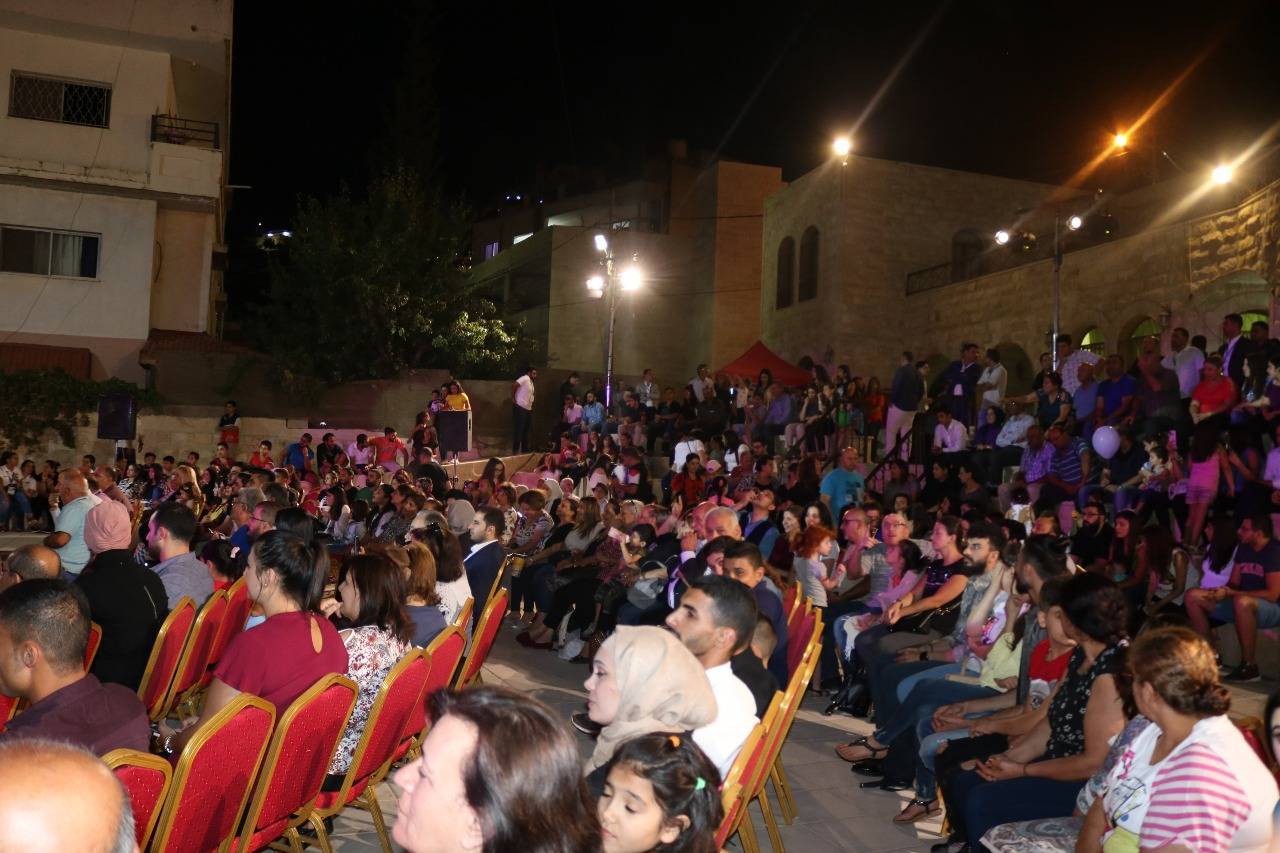الليلة الثانية من مهرجان الفحيص ٢٠١٩ بالصور 