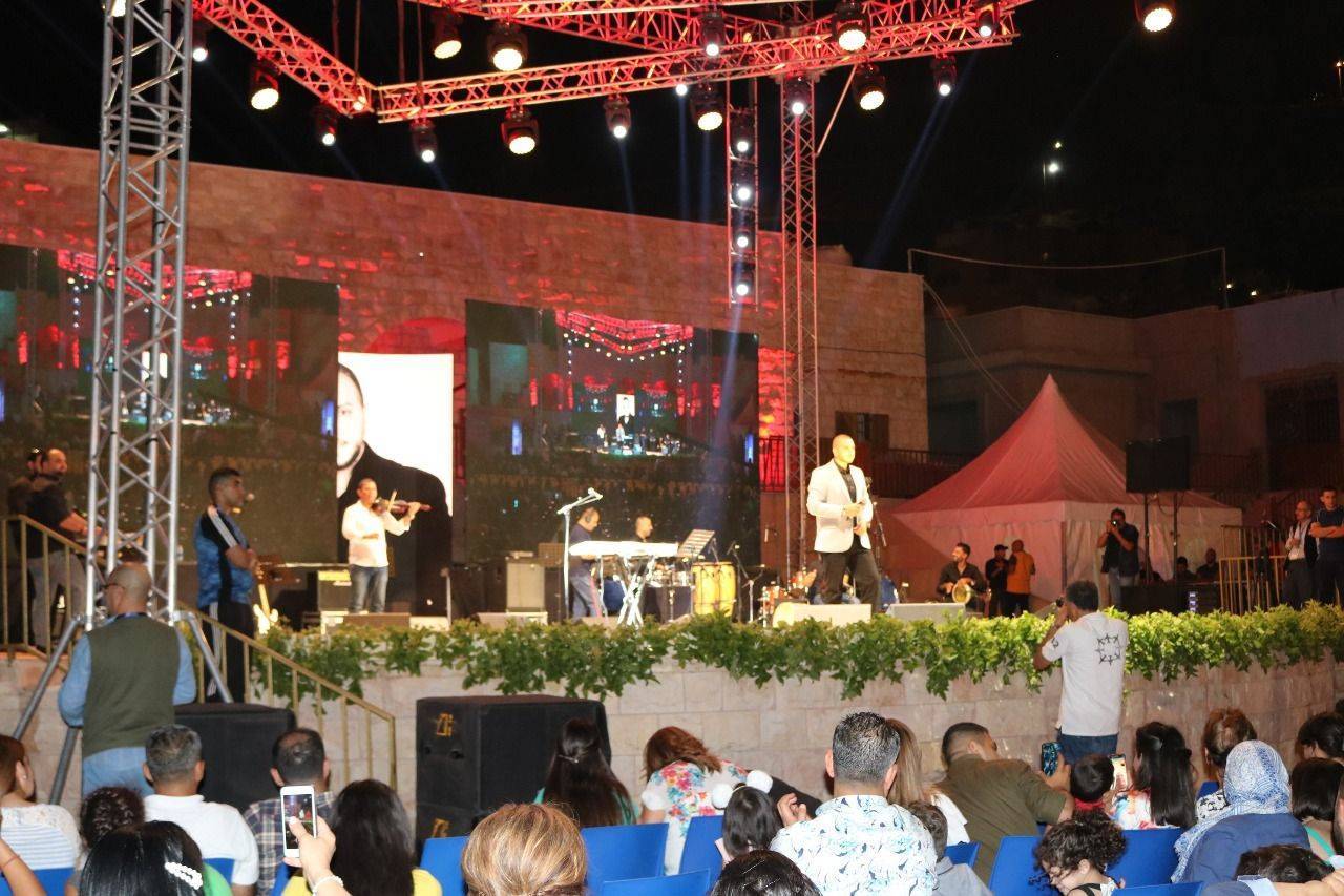 الليلة الثانية من مهرجان الفحيص ٢٠١٩ بالصور 