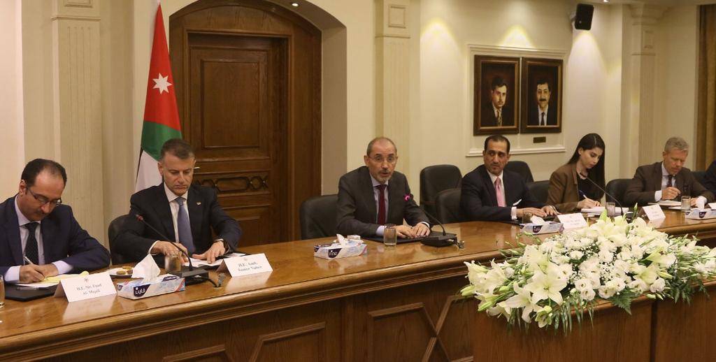 الصفدي يؤكد على ضرورة اتخاذ المجتمع الدولي خطوات فاعلة وسريعة للضغط على إسرائيل لوقف انتهاكاتها للمقدسات في القدس المحتلة 