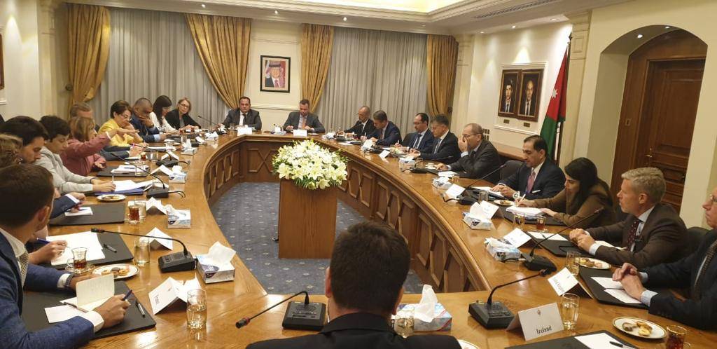 الصفدي يؤكد على ضرورة اتخاذ المجتمع الدولي خطوات فاعلة وسريعة للضغط على إسرائيل لوقف انتهاكاتها للمقدسات في القدس المحتلة 