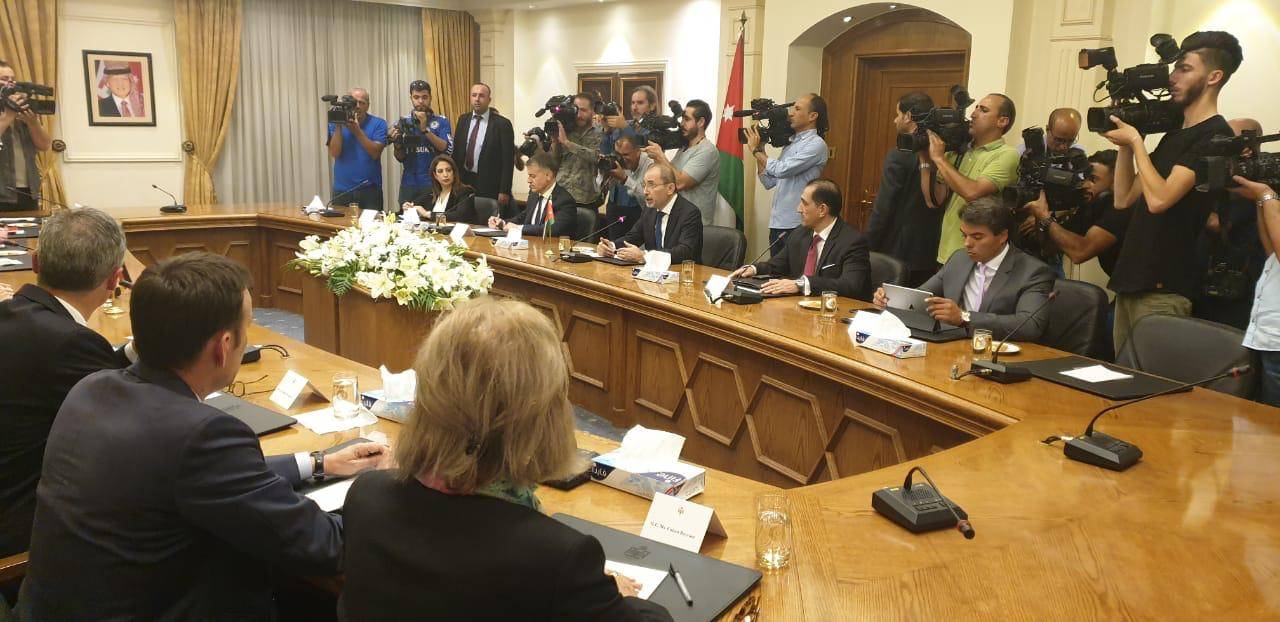 الصفدي يستقبل وزيرة الدفاع الألمانية أنغريت كرامب - كارنباور 