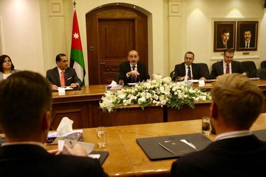 الصفدي يلتقي وفدآ من مساعدي أعضاء الكونغرس الامريكي