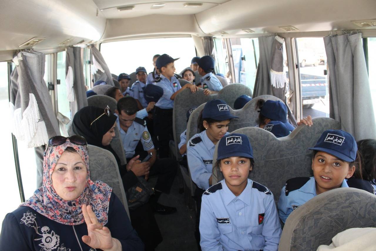 زيارة مبادرة الشرطي الصغير الى مستشفى النديم ومركز امن مادبا الشرقي 