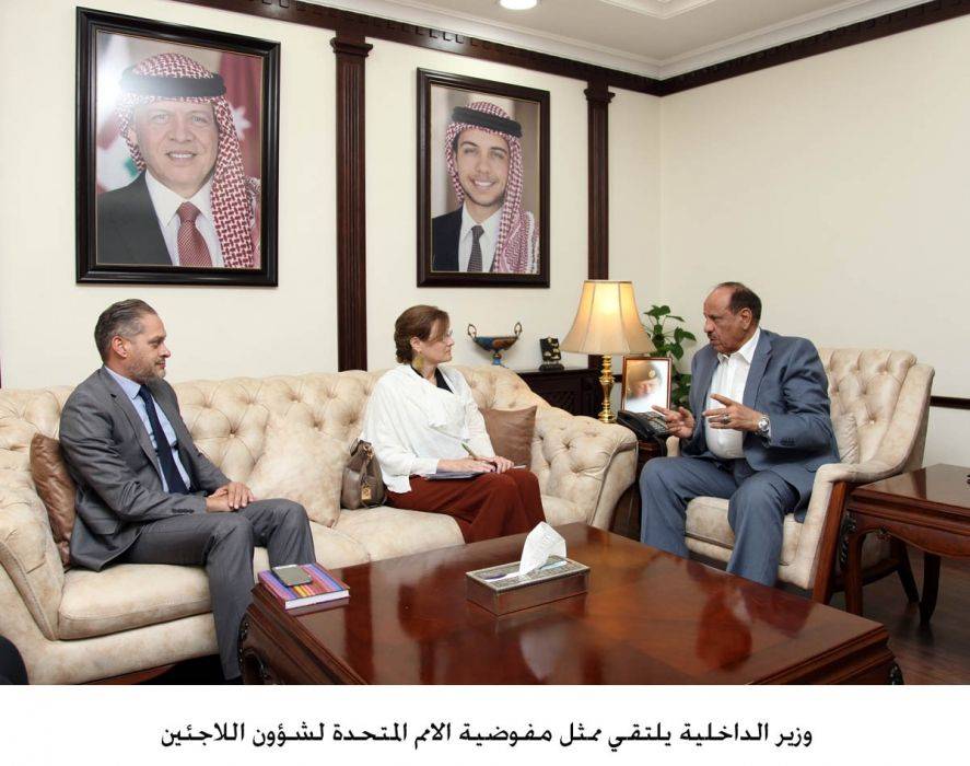 وزير الداخلية يلتقي ممثل مفوضية الامم المتحدة لشؤون اللاجئين