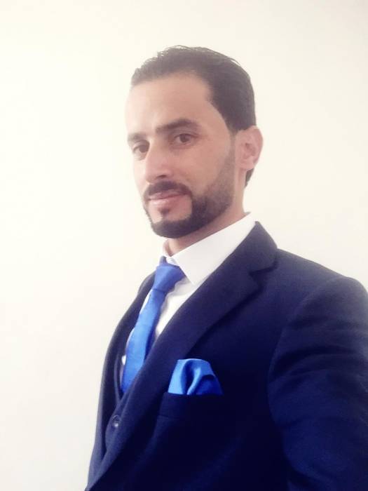 تهنئة للسيد حاتم البري بمناسبة الخطوبة