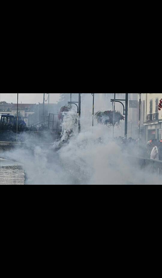 مظاهرات في فرنسا ضد الدول الصناعية السبعة .