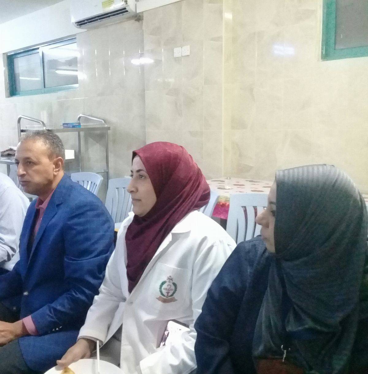 ادارة مستشفى النسائية والاطفال/المفرق تكرم الموظفين المحالين على التقاعد 