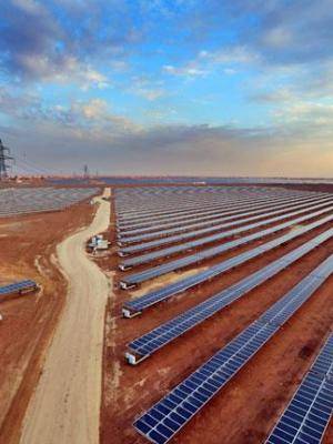 البنك الأردني الكويتي يشارك في تمويل أكبر مشروع لتوليد الكهرباء من الطاقة شمسية في القطاع الخاص المحلي اورانج الاردن (PRIVATETOPRIVATE)