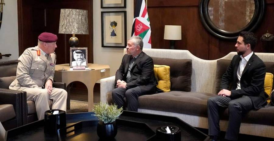 الملك يستقبل كبير مستشاري وزارة الدفاع البريطانية للشرق الأوسط
