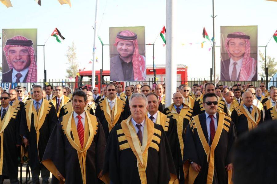جامعة الحسين بن طلال تحتفل بتخريج الفوج العشرين
