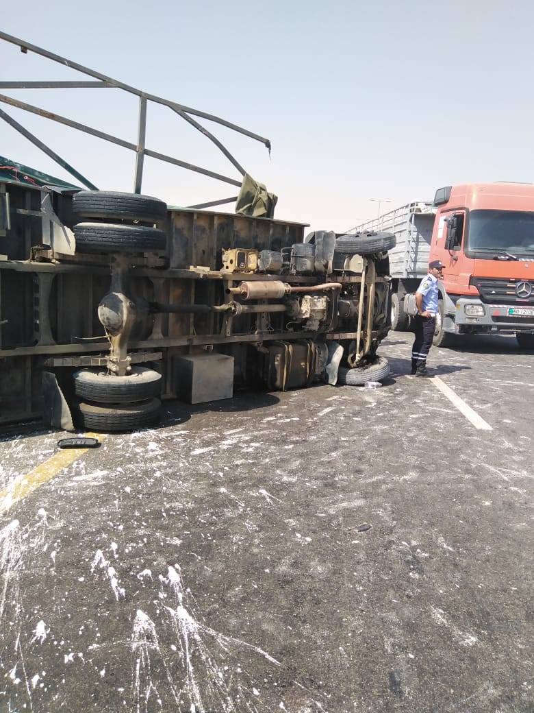 ثلاث وفيات وعدد من الاصابات  بحادث على  شارع ٦٠ سحاب الموقر حادث اليم
