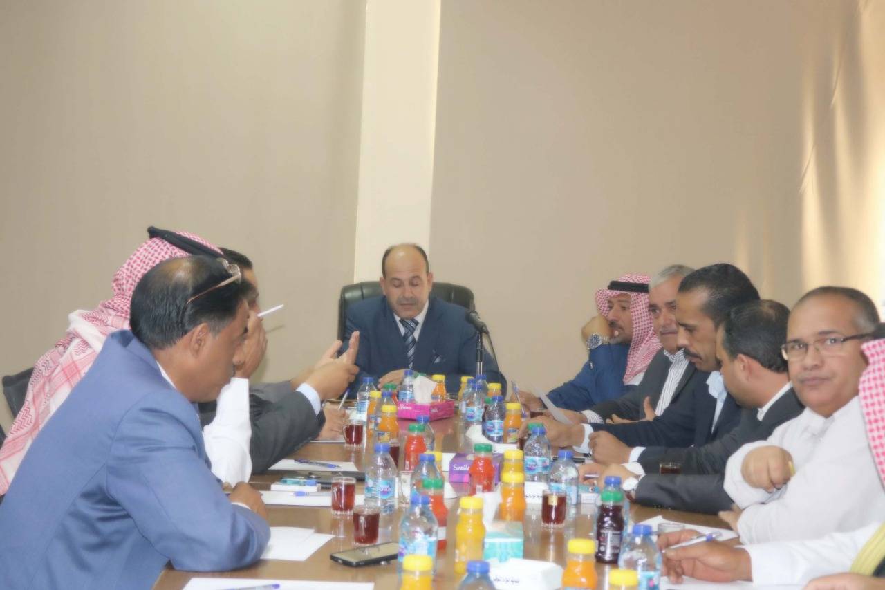 أجتماع تشاوري لرؤوساء بلديات الباديـــة الأردنية ( الشمالية ، الوسطى ، الجنوبية ) في قاعة بلدية لــــواء الموقـــر .