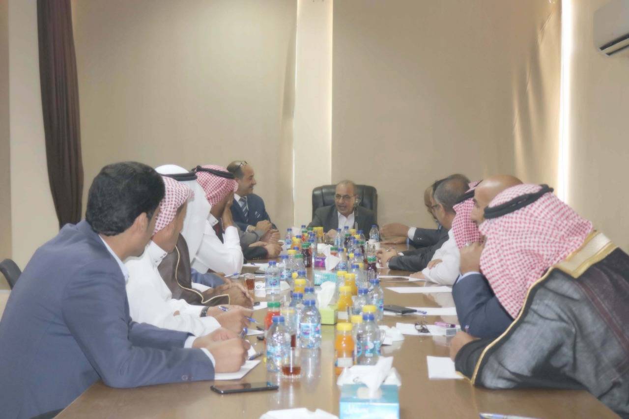 أجتماع تشاوري لرؤوساء بلديات الباديـــة الأردنية ( الشمالية ، الوسطى ، الجنوبية ) في قاعة بلدية لــــواء الموقـــر .