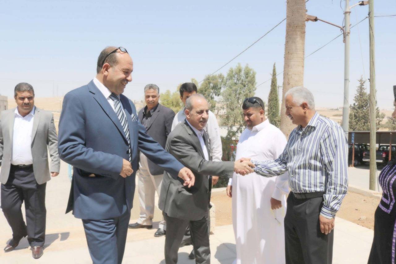 أجتماع تشاوري لرؤوساء بلديات الباديـــة الأردنية ( الشمالية ، الوسطى ، الجنوبية ) في قاعة بلدية لــــواء الموقـــر .