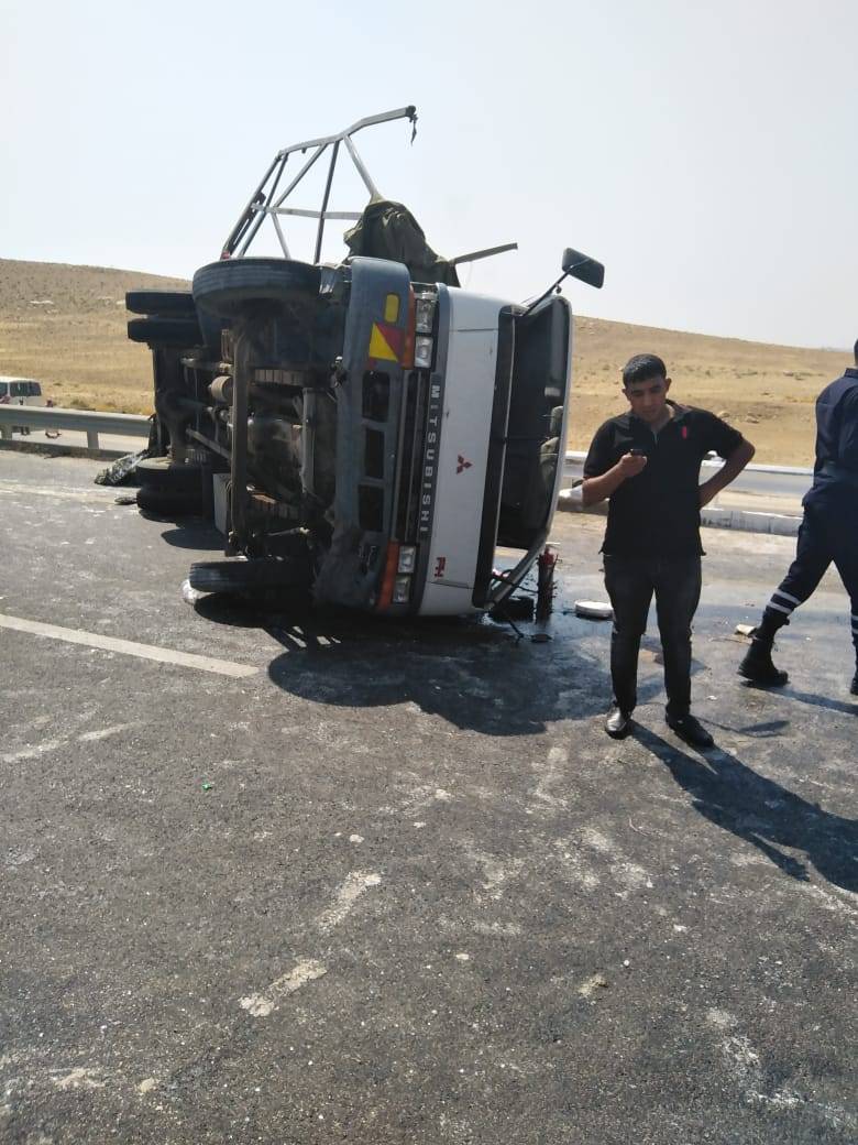 ثلاث وفيات وعدد من الاصابات  بحادث على  شارع ٦٠ سحاب الموقر حادث اليم  