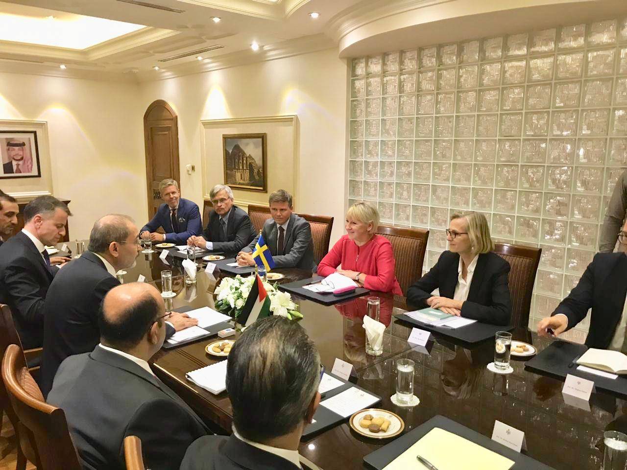 الصفدي يلتقي وزيرة خارجية مملكة السويد مارغو والستروم