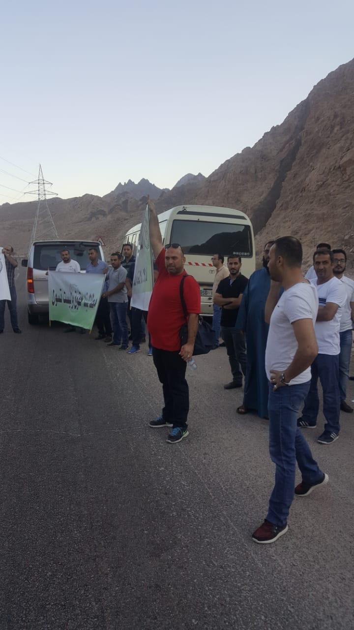 منع معلمي العقبة من الوصول الى عمان 