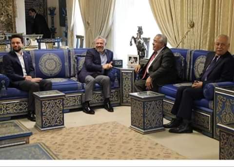 الملك وولي العهد يتناولان الغداء في منزل  الروابدة