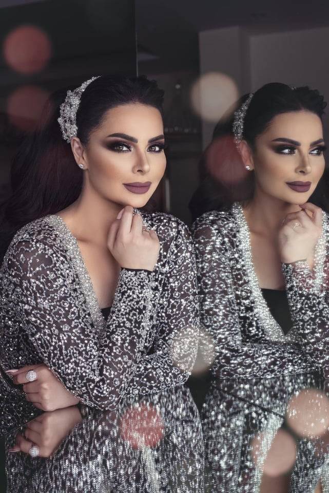ديانا كرزون تطلق  هيدا الحكي  على كافة المتاجر الالكترونية والإذاعات العربية