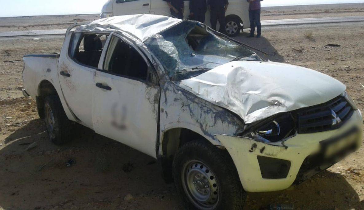 توفي شخص واصيب ثلاثة آخرين من مرتبان الدفاع المدني في حادث تدهور لسيارة بك اب في محافظة معان.