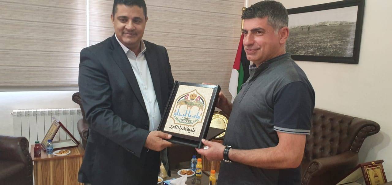 وفد من بلديه كفر  دبيان/لبنان يزور بلديه مادباالكبرى
