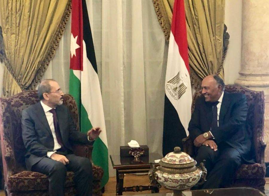 الصفدي يلتقي نظيره المصري في القاهرة