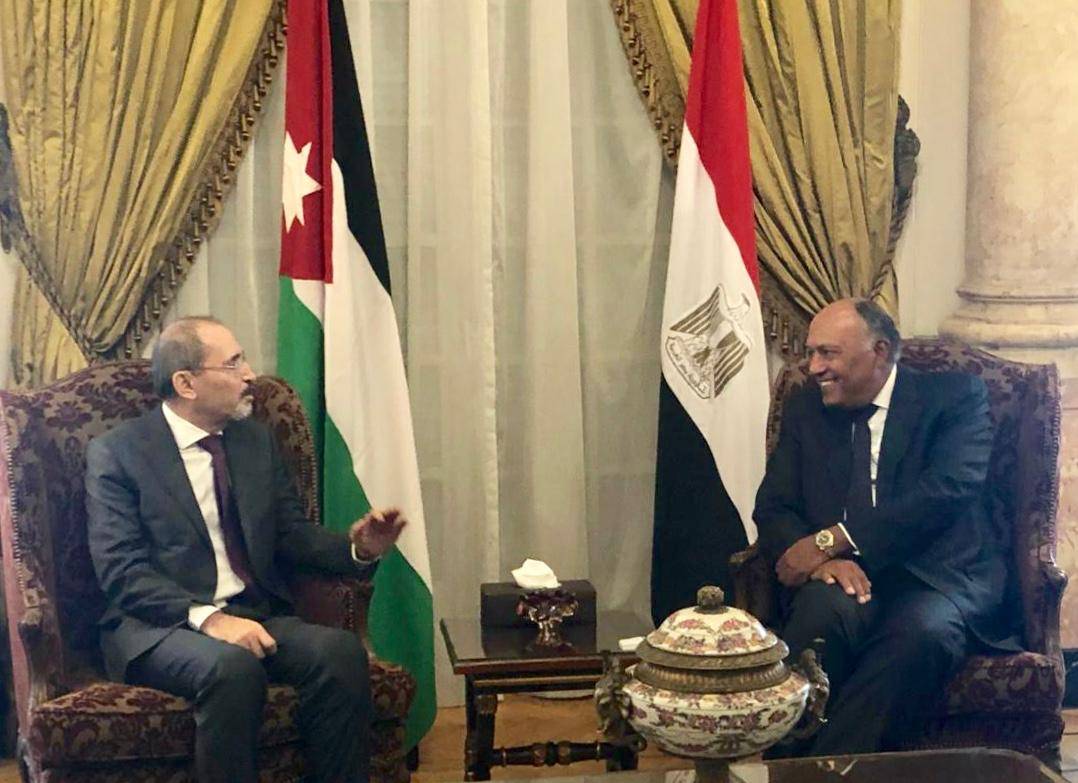 الصفدي يلتقي نظيره المصري في القاهرة