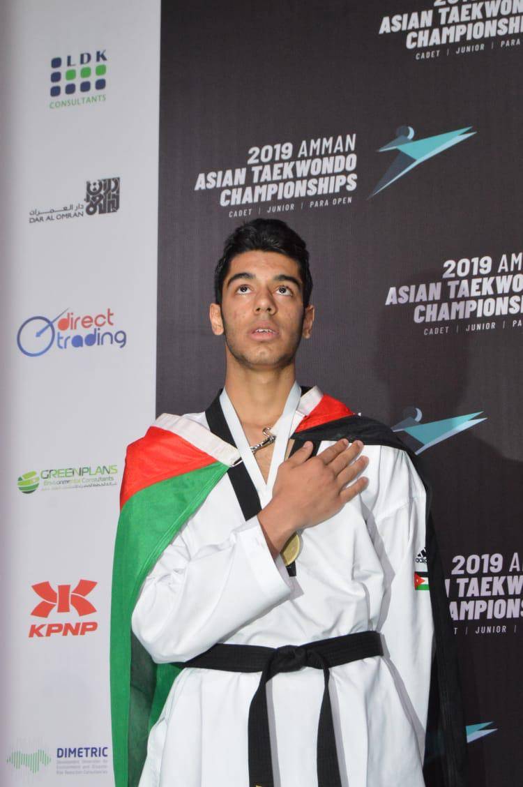 مدارس النظم الحديثة تفتخر بإنجاز الطالب فهد عمار الصبيحي لتربعه على عرش بطولة آسيا في التايكواندو