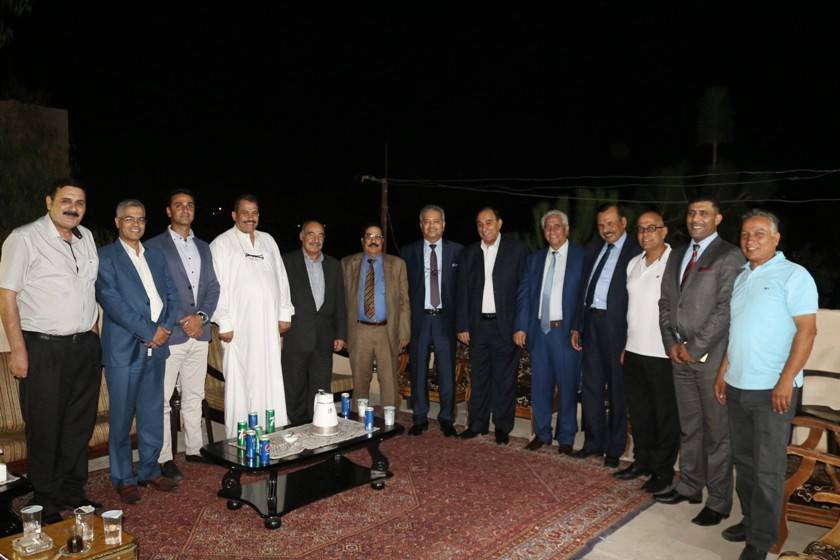 محمد النمرين  ابو حسام  يقيم مأدبة عشاء لعدد من رجال الاعمال والأصدقاء