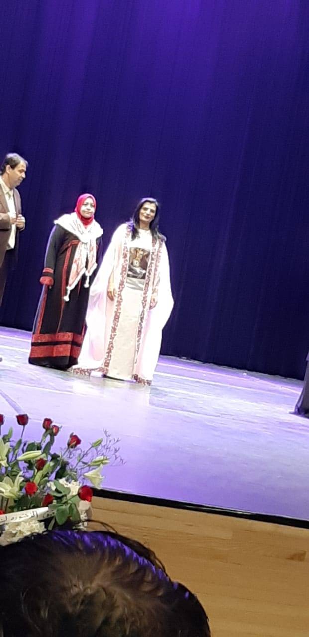 انطلاق حفل تكريم نشميه وطن الرابع 
