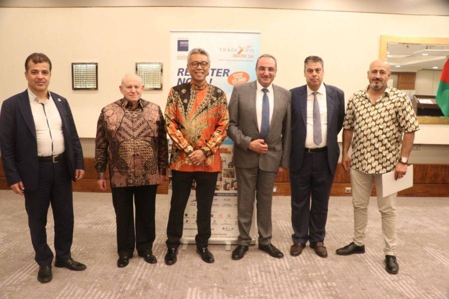 السفير الاندونيسي يدعو الى زيادة التعاون التجاري والاستثماري بين بلاده والاردن