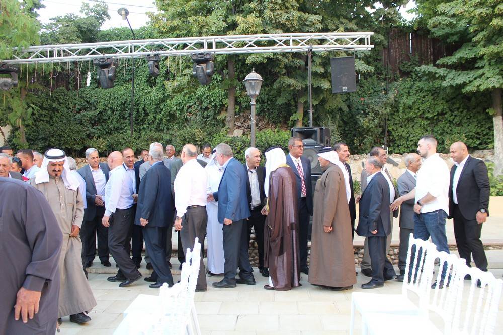 المحامي نضال ظاهر السعودي الف مبروك الخطوبة 