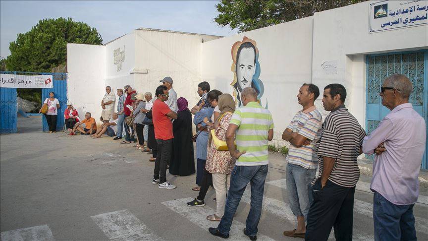 الانتخابات التونسية تشهد إقبال مكثفا من الناخبين