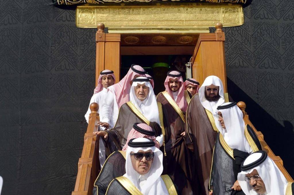 الشيخ السديس بعد غسيل الكعبة : خدمة الحرمين أولويات القيادة السعودية  