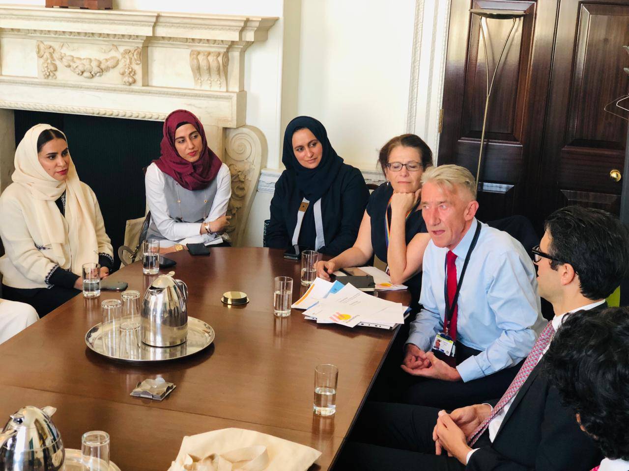 أعضاء لجنة دبي للاتصال الخارجي يستعرضون في لندن رؤية دبي للمستقبل وأبرز انجازاتها في عدد من القطاعات الحيوية