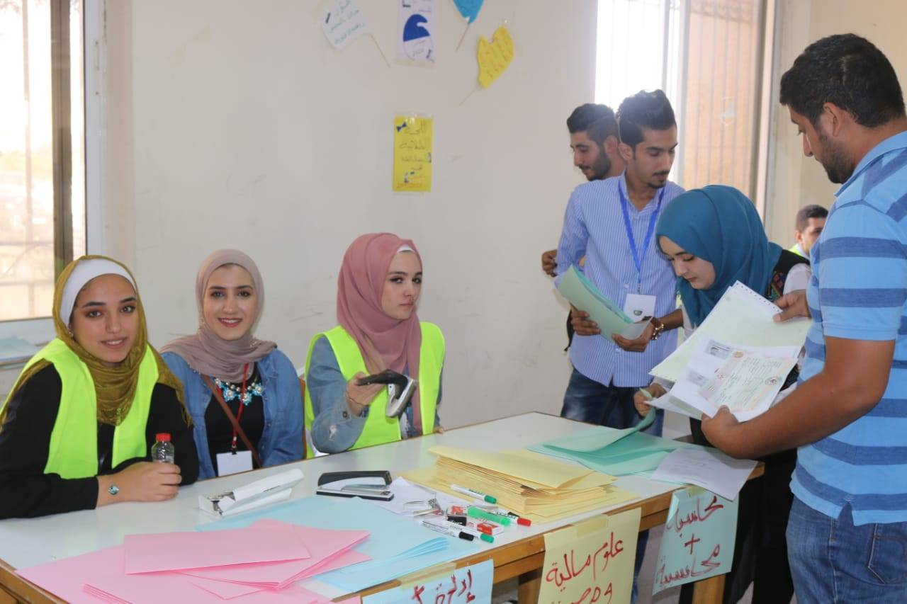 كلية عمان الجامعية تستقبل الطلبة الجدد للفصل الاول من العام 2019-2020  