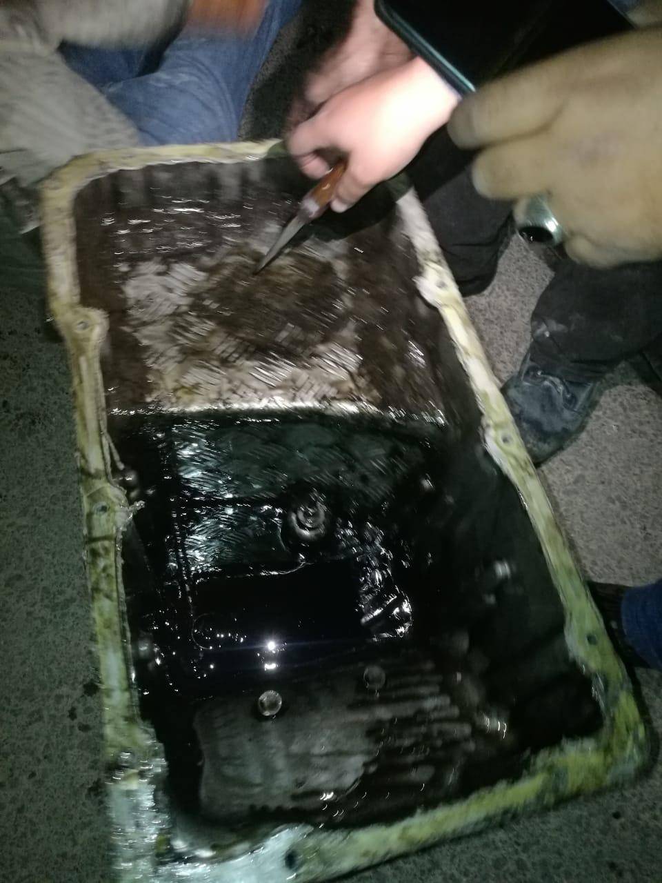 إحباط تهريب ٥٠ الف حبة مخدرة أُخفيت داخل احد الاجزاء الميكانيكية في مركبة شحن