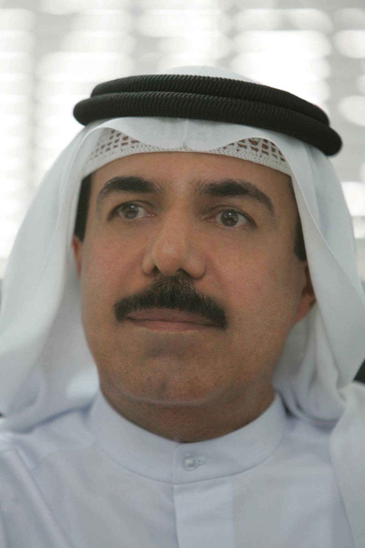 تلفزيون دبي يواكب انطلاق أول رائد فضاء عربي إماراتي إلى محطة الفضاء