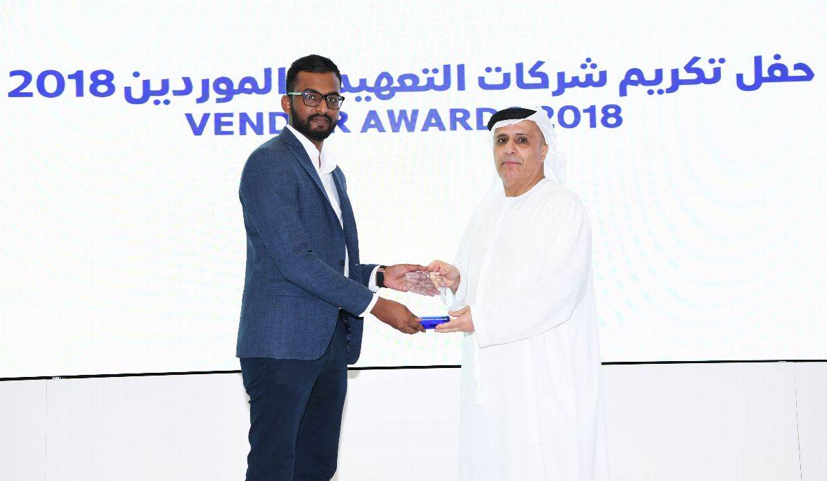 طرق دبي تكرم أفضل المتعهدين والموردين لعام 2018 مع استحداث فئتين جديدتين